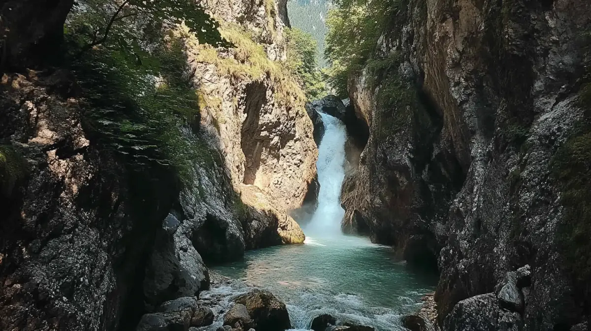 Wasserfall in der Tscheppaschlucht.